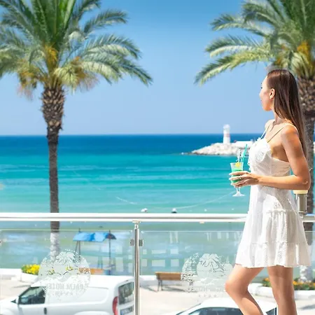 Palm Kusadası